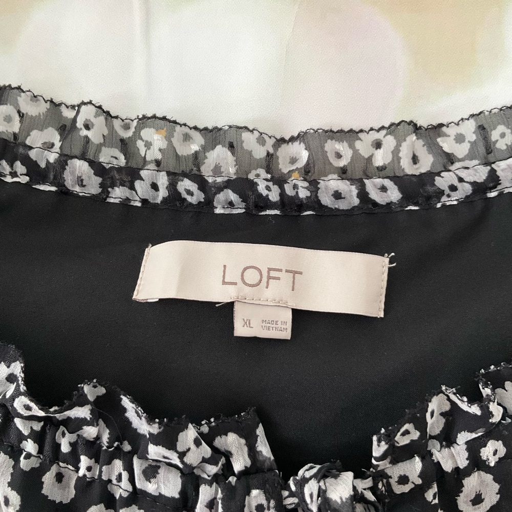 LOFT Floral Dress - Picture 5 of 7